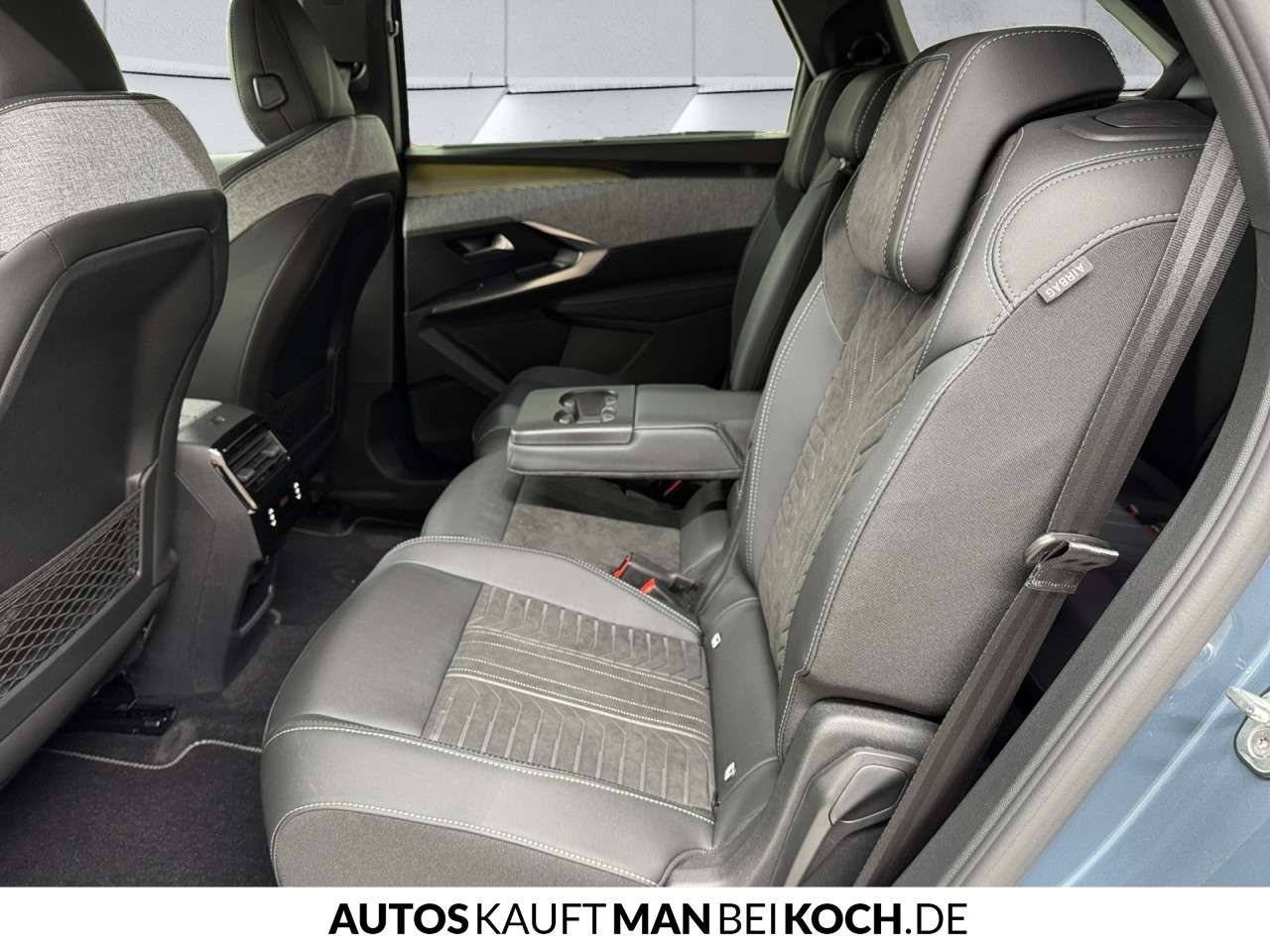 Fahrzeugbild eines Peugeot 5008
