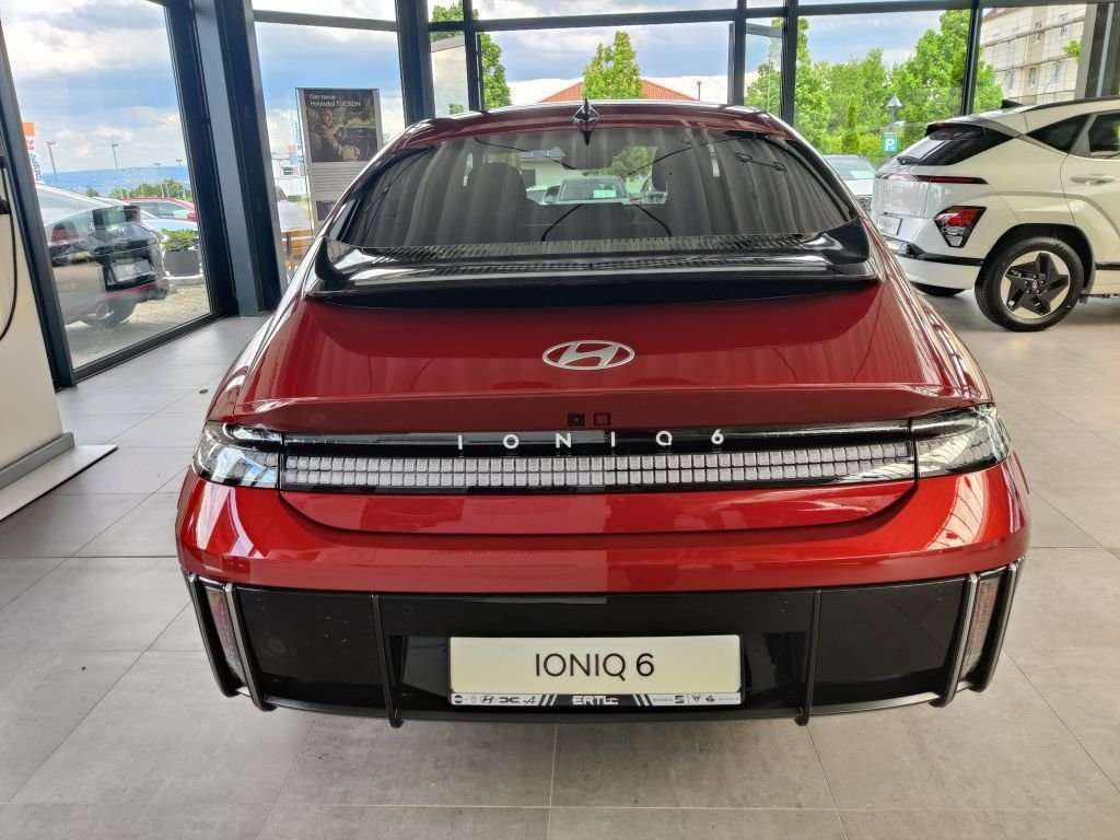Fahrzeugbild eines Hyundai IONIQ 6