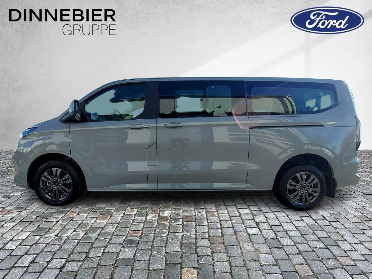 Fahrzeugbild eines Ford Tourneo Custom