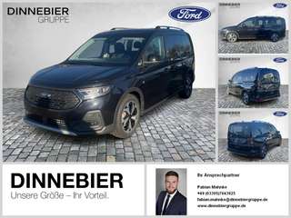 Schräge Frontansicht auf einen Ford Grand Tourneo , freigestellt