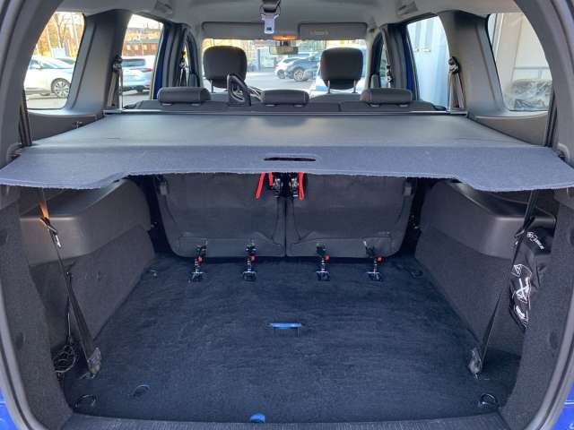 Fahrzeugbild eines Dacia Lodgy