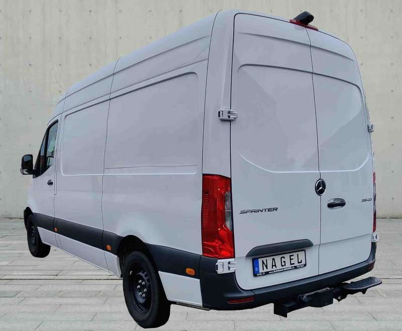 Fahrzeugbild eines Mercedes-Benz Sprinter