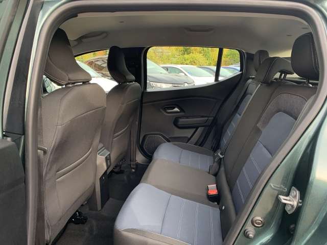 Fahrzeugbild eines Dacia Sandero
