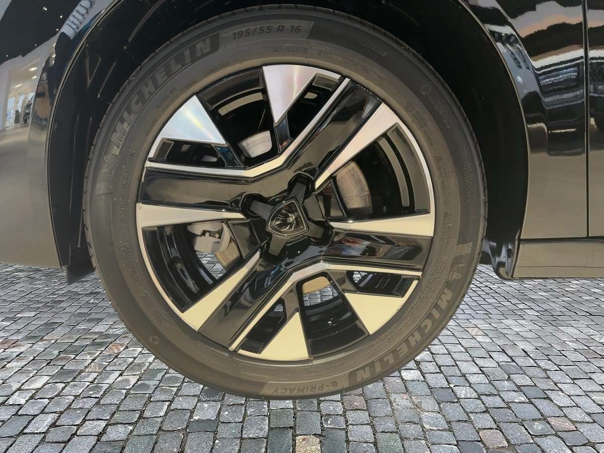 Fahrzeugbild eines Peugeot 208
