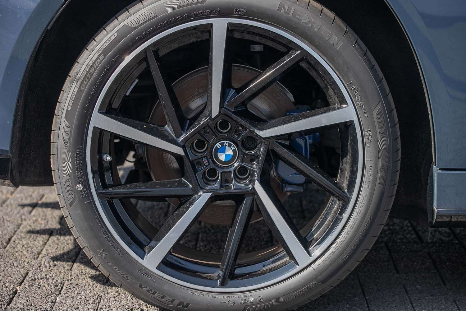 Fahrzeugbild eines BMW ix3