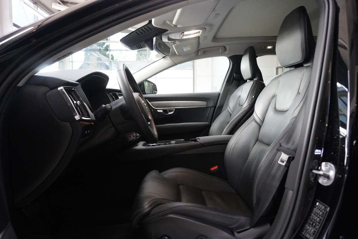 Fahrzeugbild eines Volvo V90