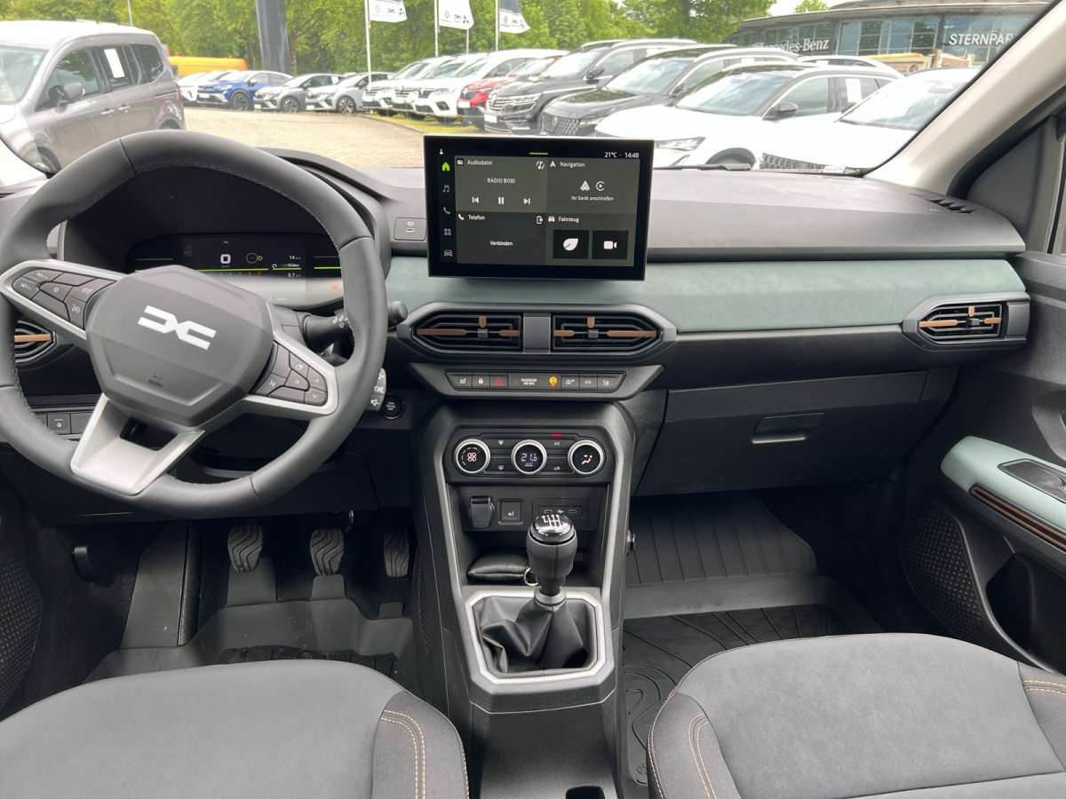 Fahrzeugbild eines Dacia Sandero