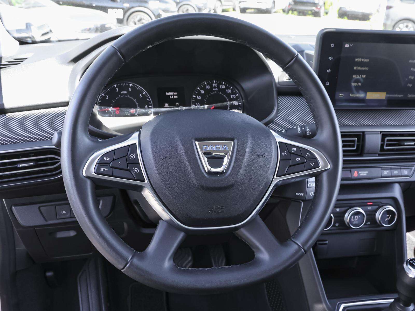 Fahrzeugbild eines Dacia Sandero