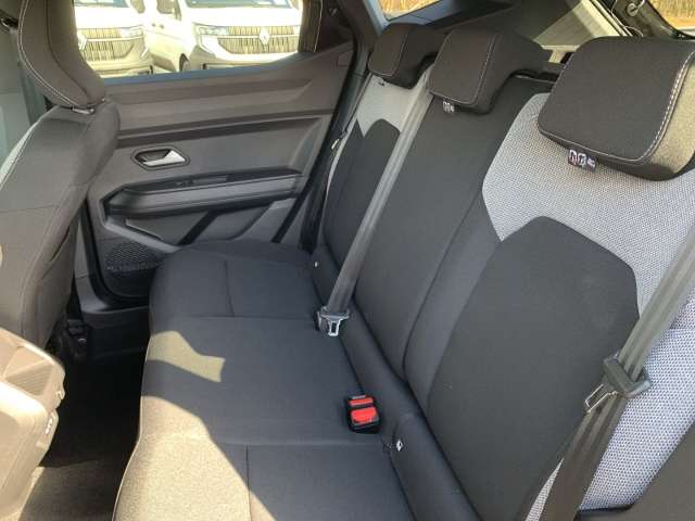 Fahrzeugbild eines Dacia Duster