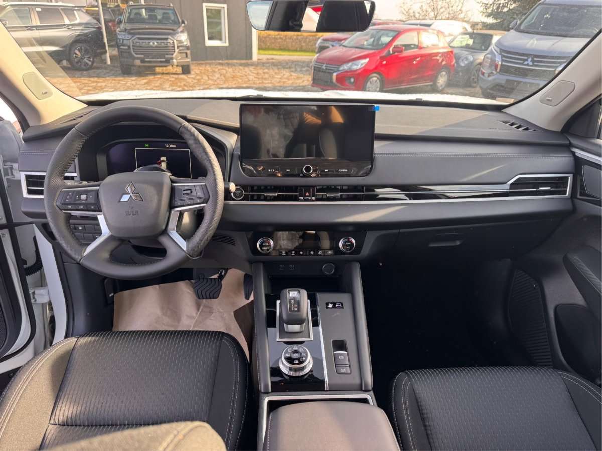 Fahrzeugbild eines Mitsubishi Outlander