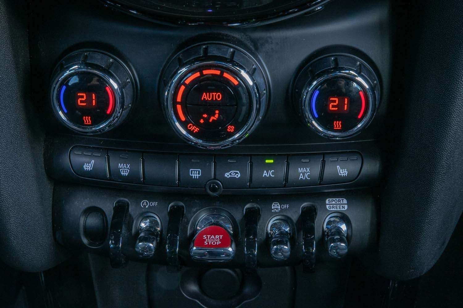 Fahrzeugbild eines MINI COOPER