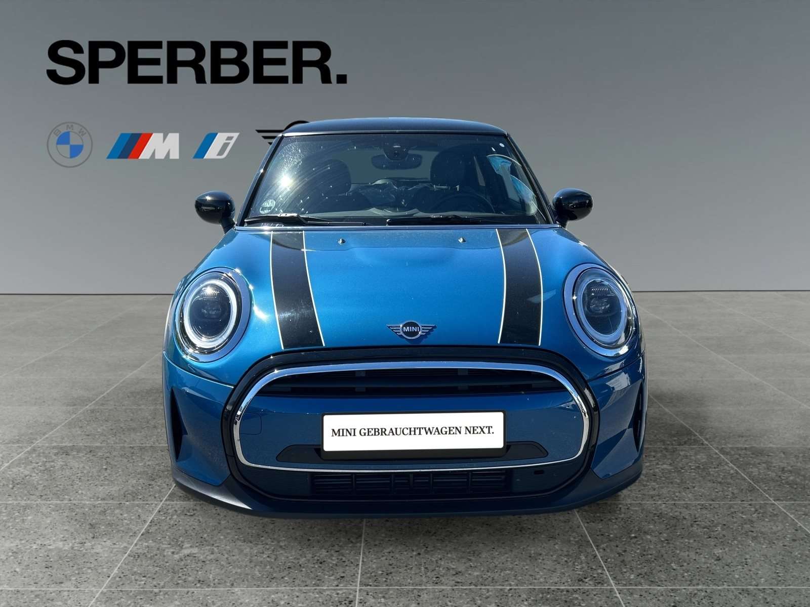 Fahrzeugbild eines MINI COOPER
