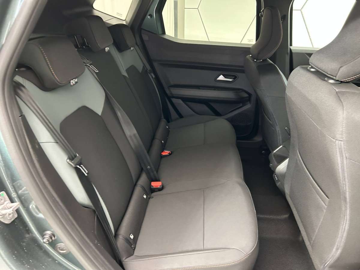 Fahrzeugbild eines Dacia Duster