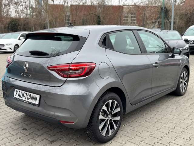 Fahrzeugbild eines Renault Clio