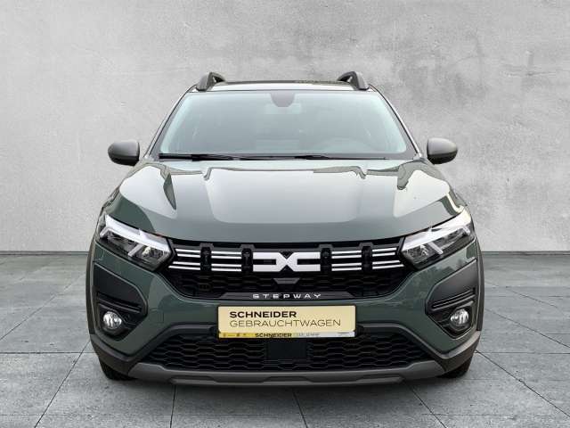 Fahrzeugbild eines Dacia Sandero