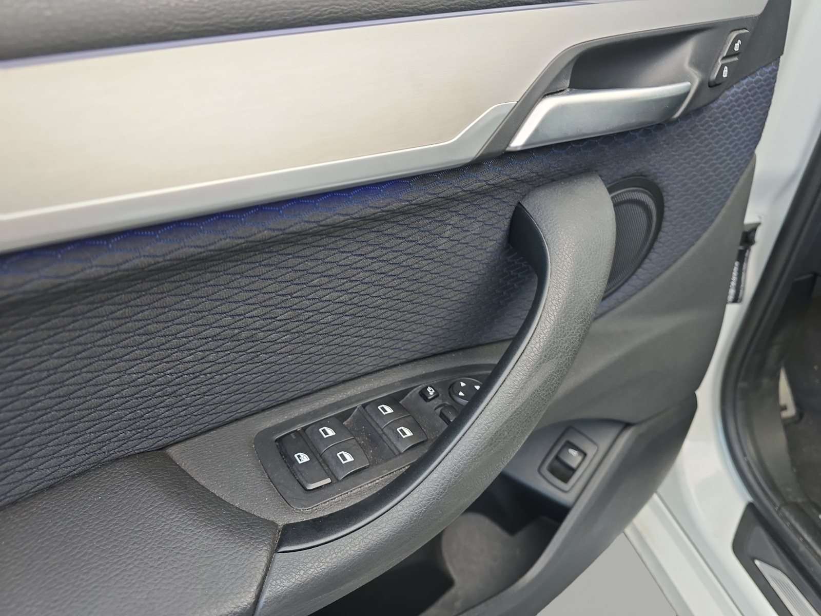 Fahrzeugbild eines BMW X1