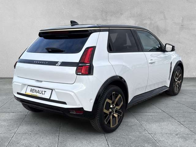 Fahrzeugbild eines Renault 5 E-TECH