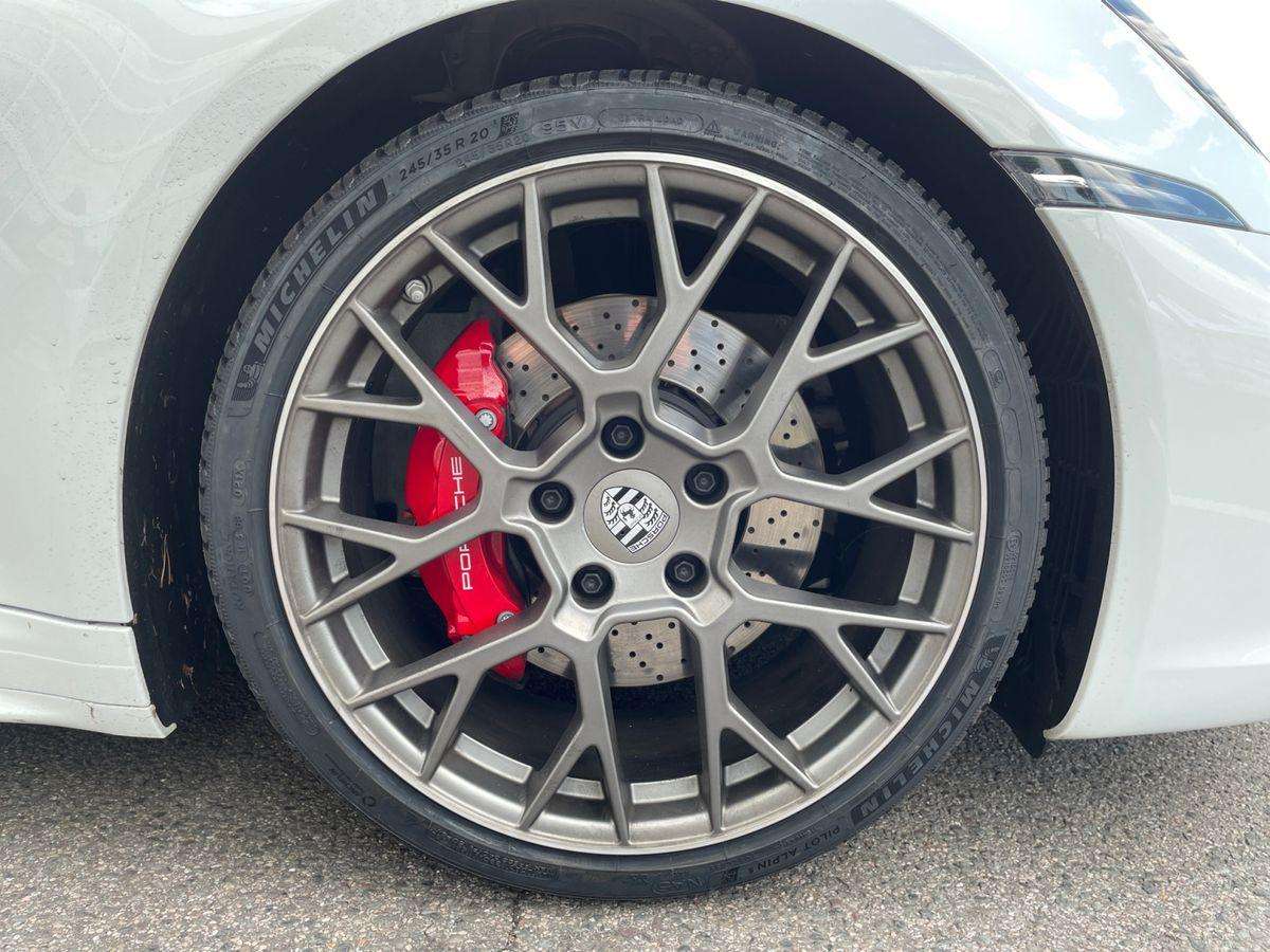 Fahrzeugbild eines Porsche 911