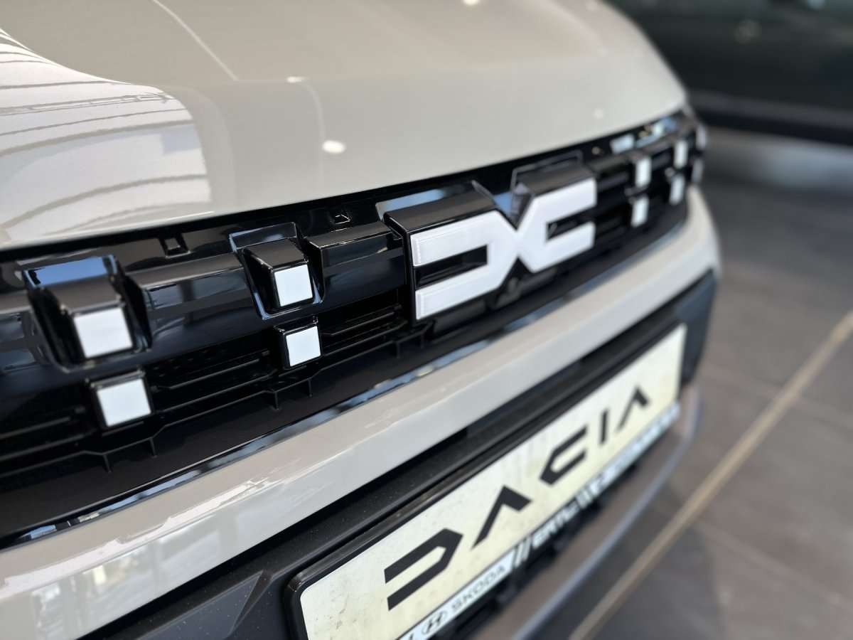 Fahrzeugbild eines Dacia Jogger