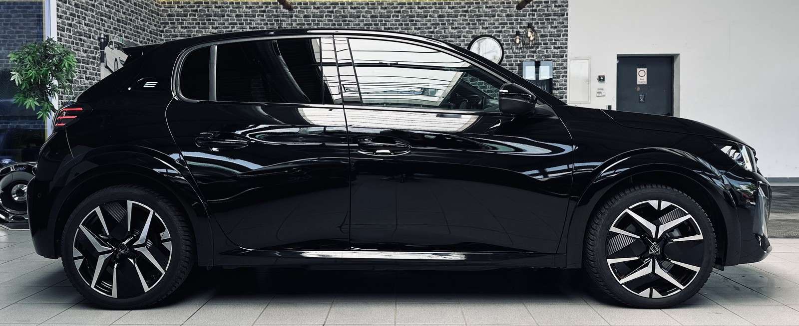 Fahrzeugbild eines Peugeot 208
