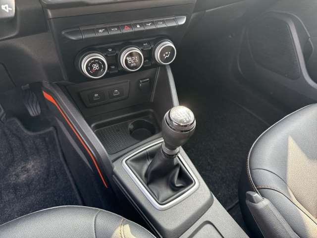 Fahrzeugbild eines Dacia Duster