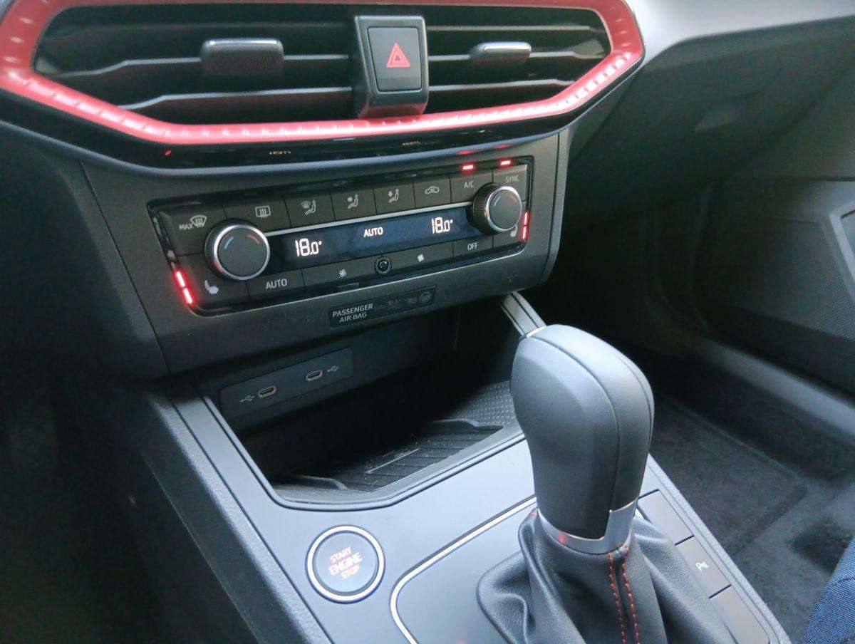 Fahrzeugbild eines SEAT Ibiza