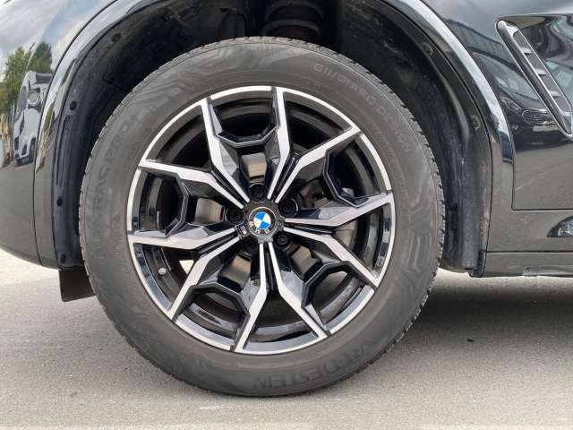 Fahrzeugbild eines BMW X3