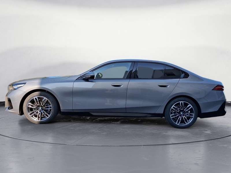 Fahrzeugbild eines BMW 5er-Reihe