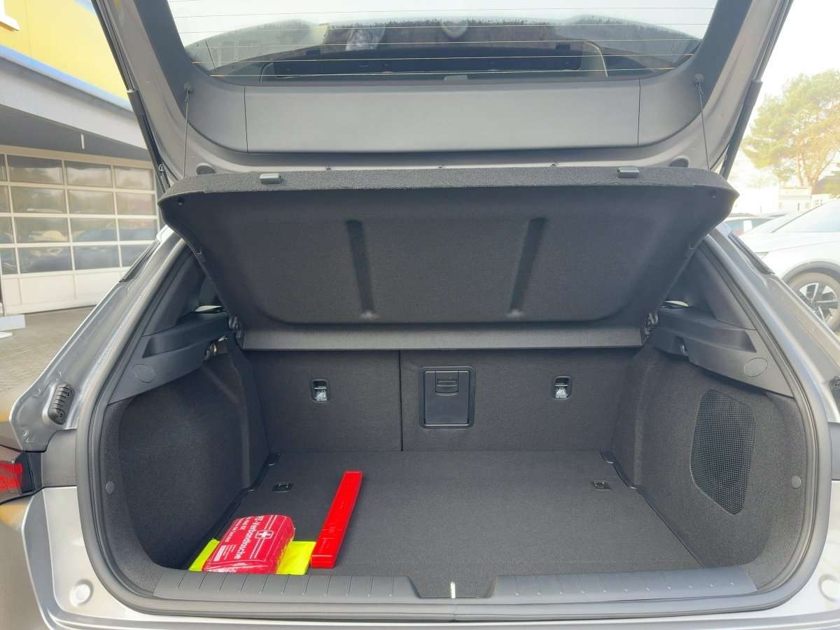 Fahrzeugbild eines Kia K4