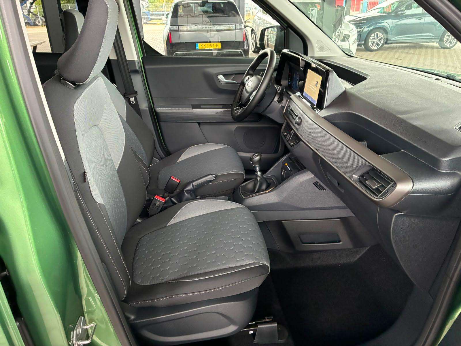 Fahrzeugbild eines Ford Tourneo Courier