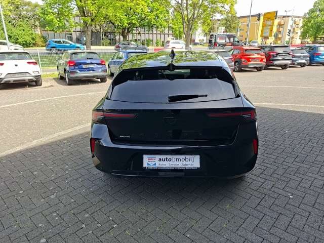 Fahrzeugbild eines Opel Astra