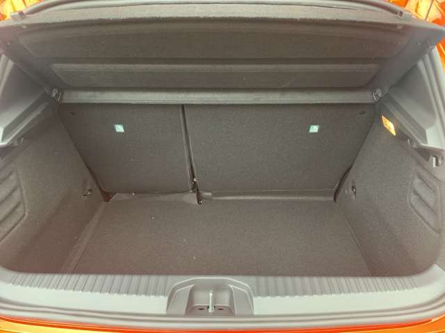 Fahrzeugbild eines Renault Clio