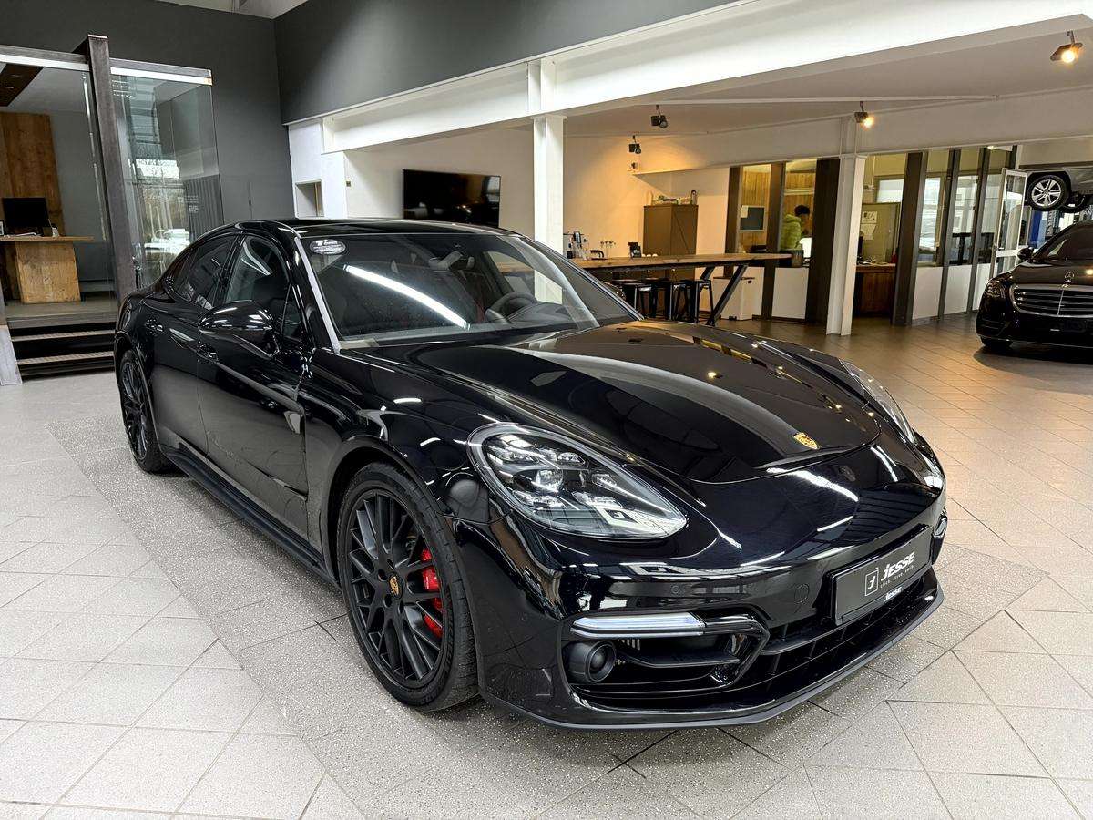 Fahrzeugbild eines Porsche Panamera