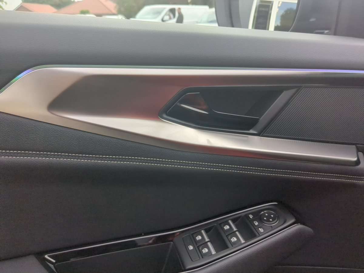 Fahrzeugbild eines Renault Rafale