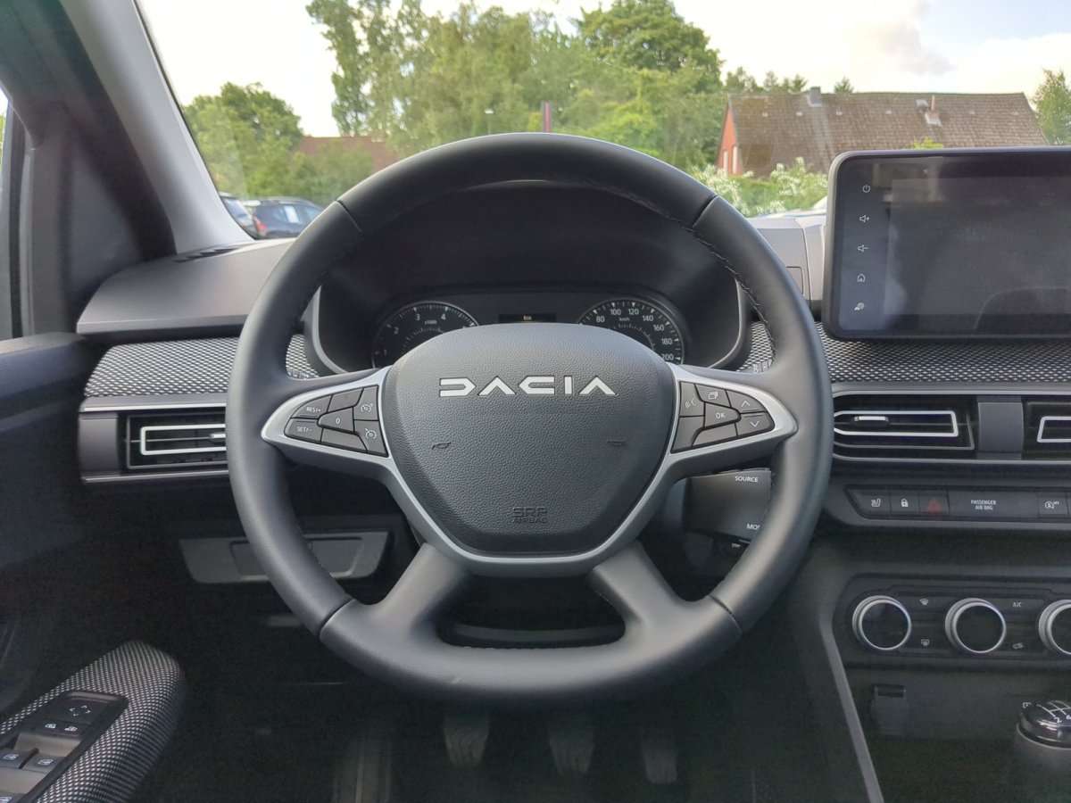 Fahrzeugbild eines Dacia Sandero