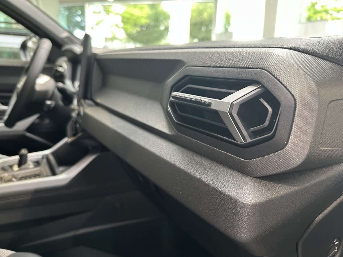 Fahrzeugbild eines Dacia Bigster