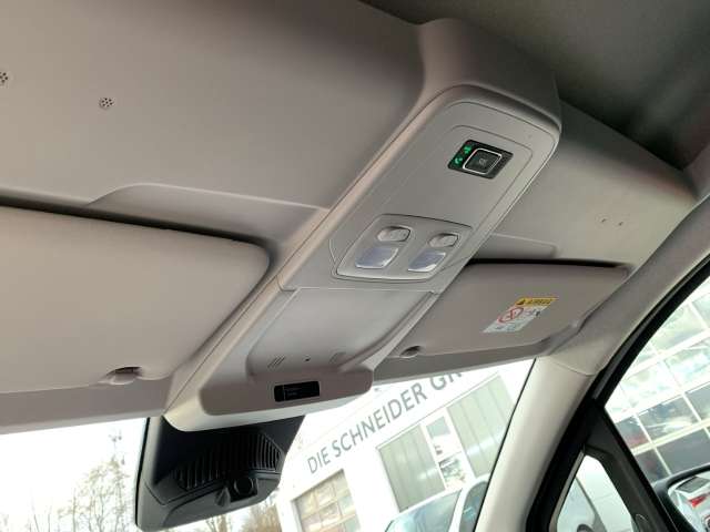 Fahrzeugbild eines Renault Kangoo E-TECH