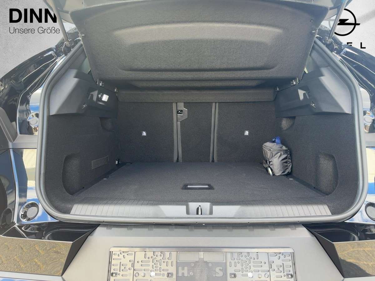 Fahrzeugbild eines Opel Grandland X