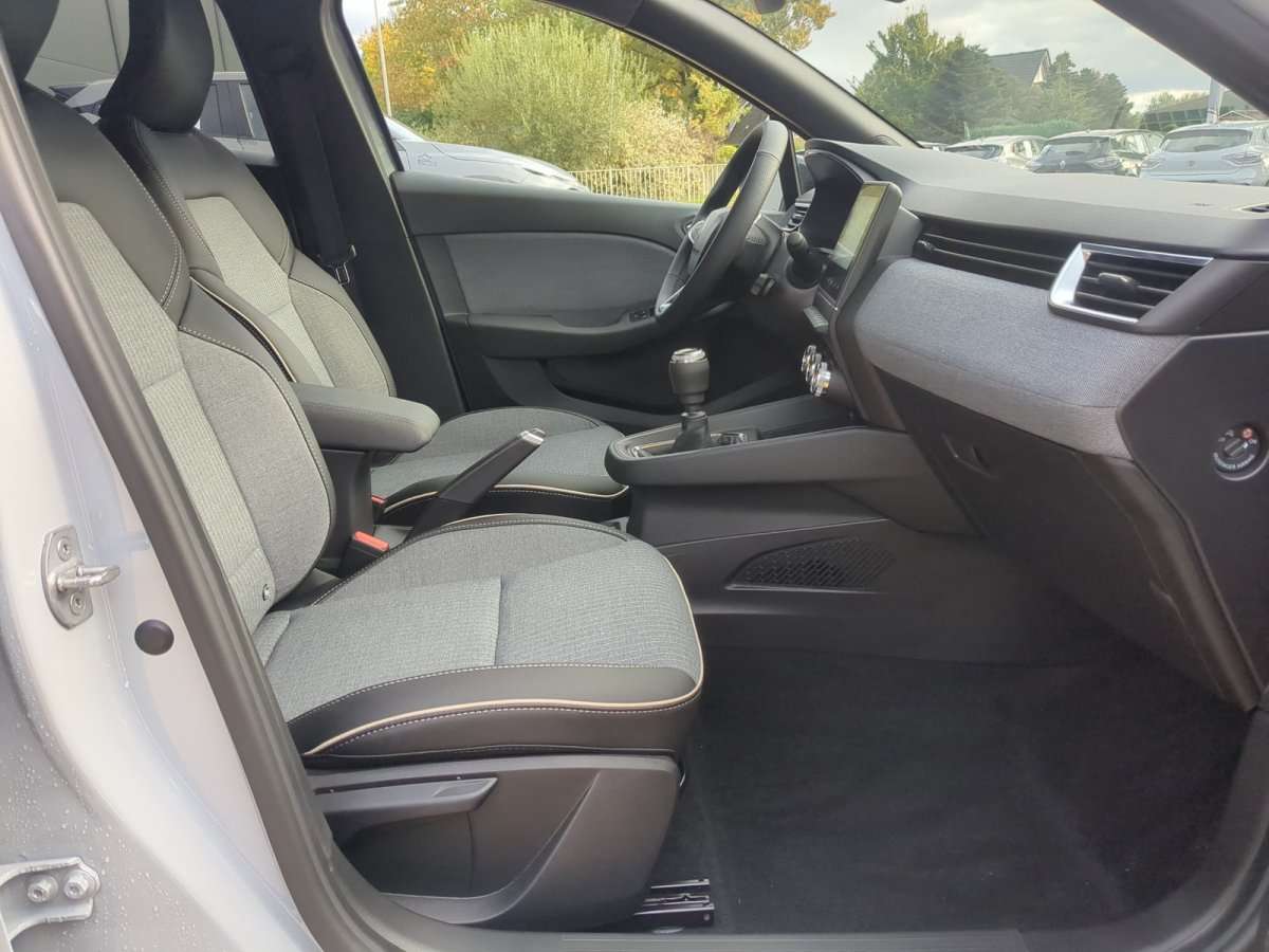 Fahrzeugbild eines Renault Clio