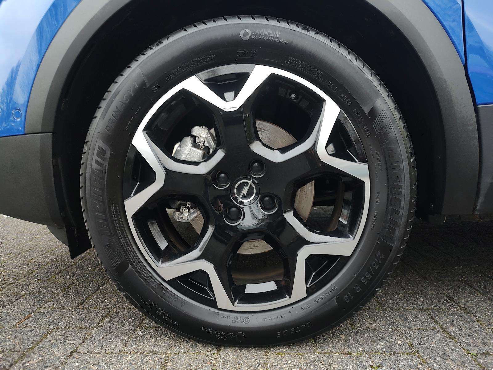 Fahrzeugbild eines Opel Mokka Electric