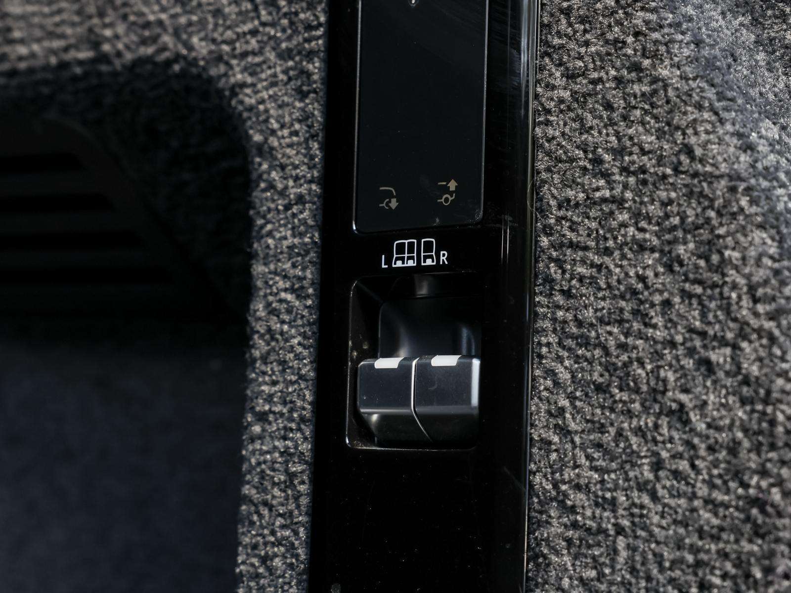 Fahrzeugbild eines Land Rover Range Rover