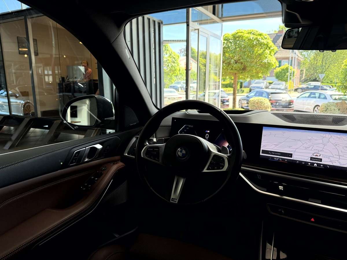 Fahrzeugbild eines BMW X5