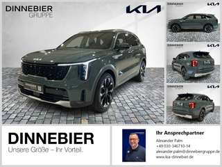 Schräge Frontansicht auf einen Kia Sorento , freigestellt