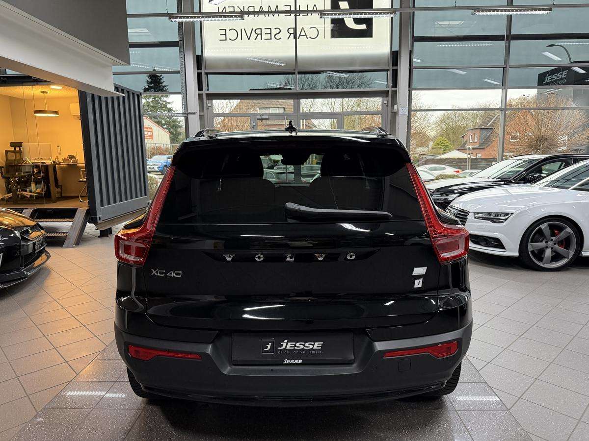 Fahrzeugbild eines Volvo XC40