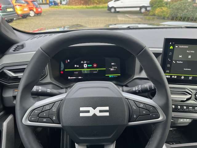 Fahrzeugbild eines Dacia Bigster