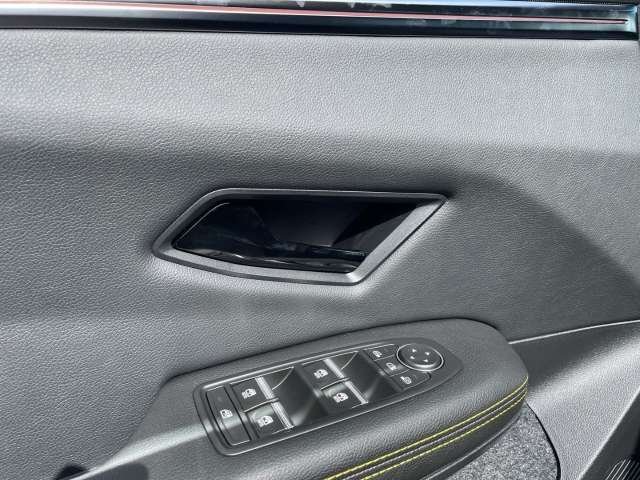 Fahrzeugbild eines Renault Scenic E-TECH