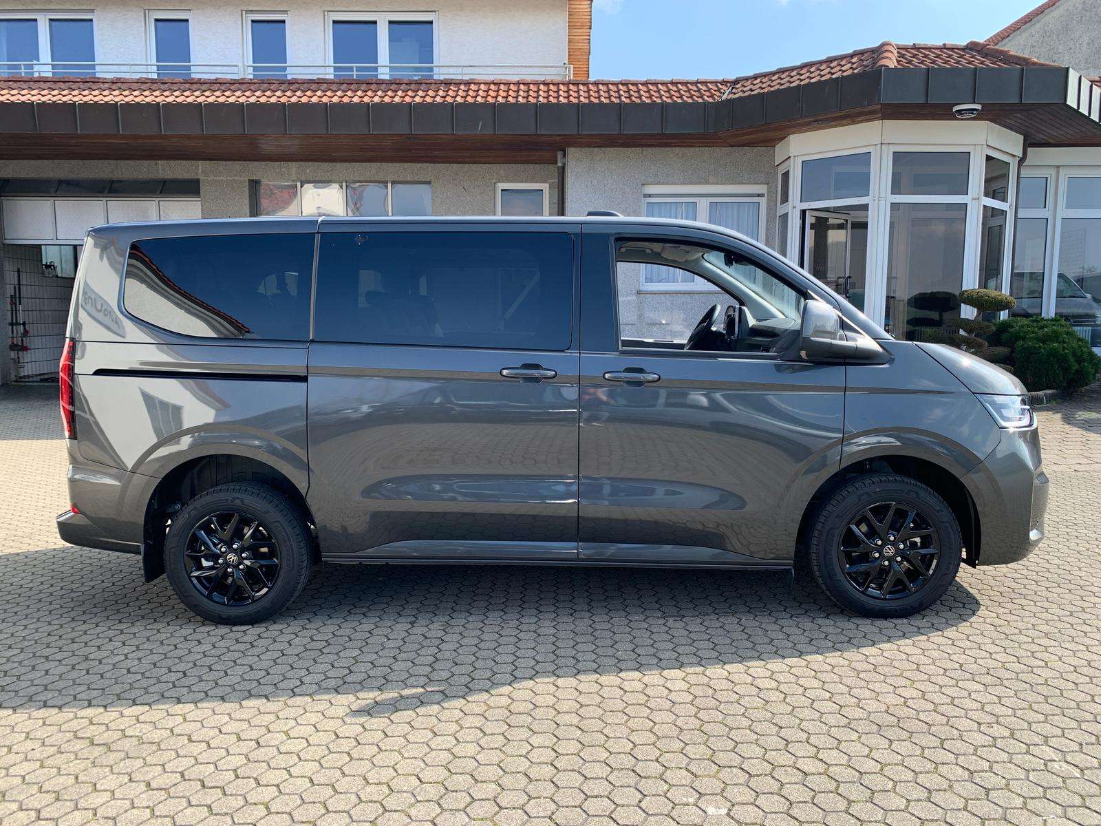 Fahrzeugbild eines Volkswagen Caravelle