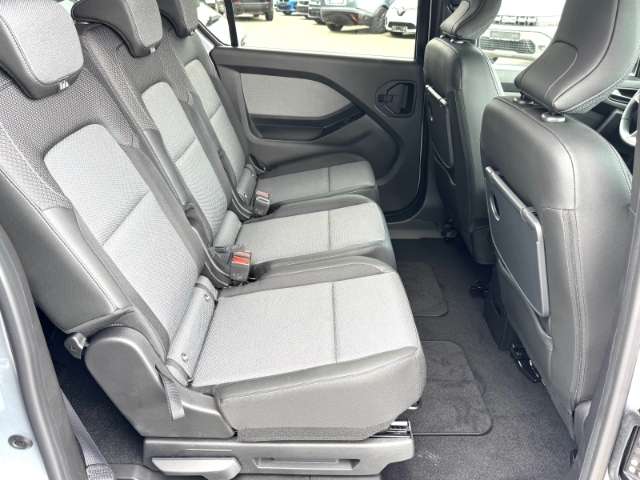 Fahrzeugbild eines Renault Kangoo