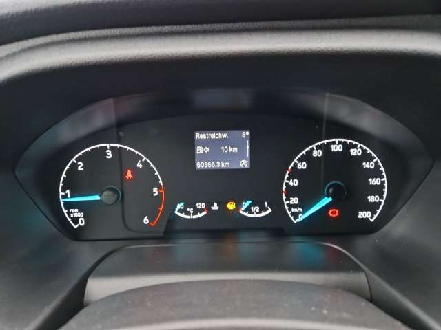 Fahrzeugbild eines Ford Transit Custom