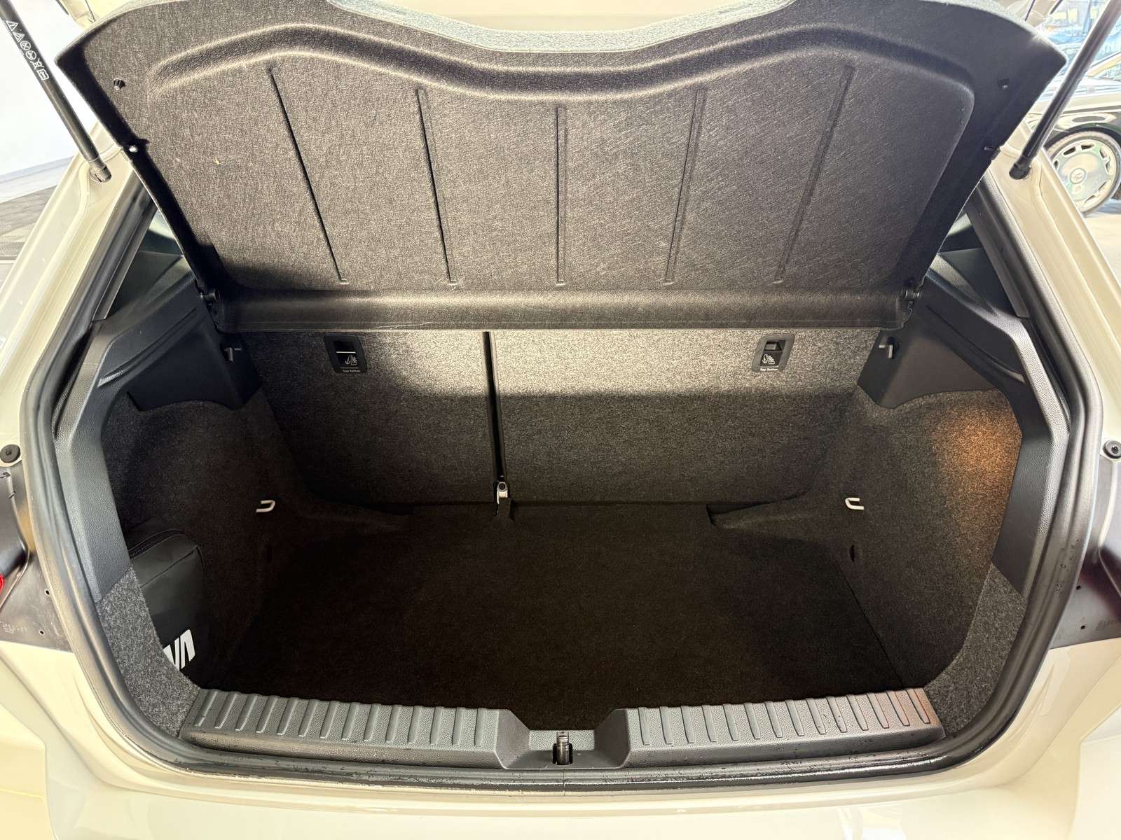 Fahrzeugbild eines SEAT Ibiza